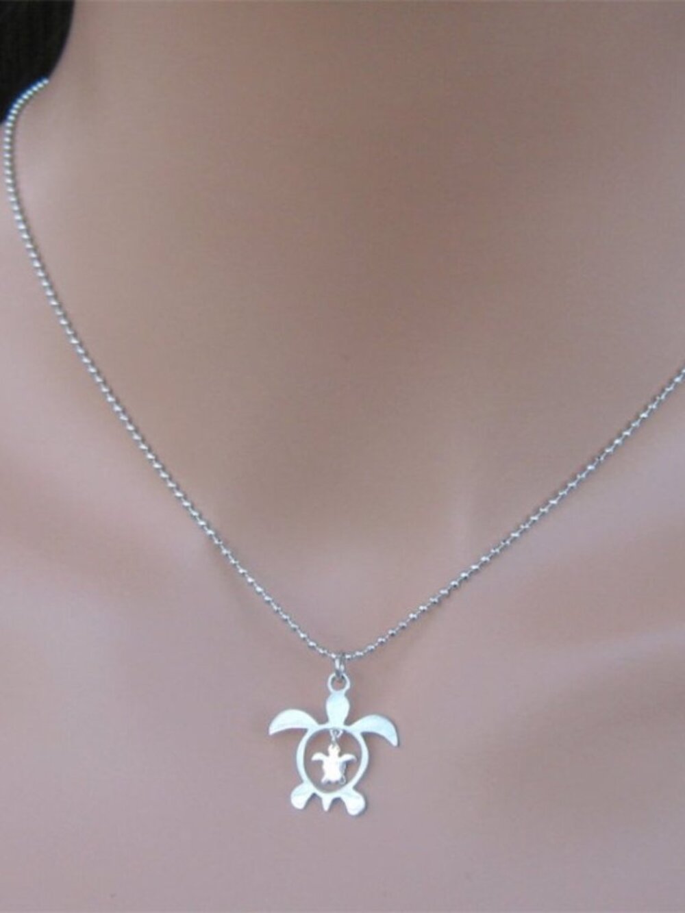 Adorable Sea Turtle With Baby Necklace Sterling Silver Great Gift For New Moms!